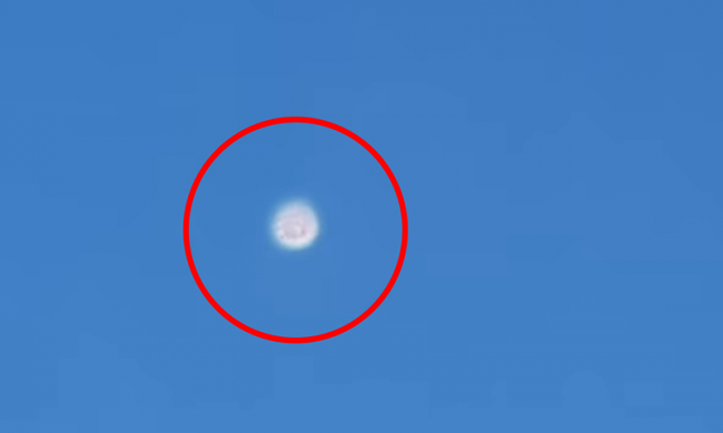 के अहिले पृथ्वीमा एलियन आएका छन् ? २ जना पाइलटले उडनतश्तरी देखेर भिडियो बनाए