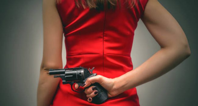 दाजुको हत्याको बदला लिन बहिनीको जालः हत्यारालाई प्रेममा फसाइ बोलाएर मार्न खोज्दा…