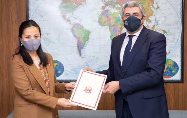 राजदूत शेर्पाले बुझाइन् ओहोदाको प्रमाणपत्र, यूएन डब्लूटीओका महासचिवद्वारा पर्यटनमा सहयोगको प्रतिवद्धता