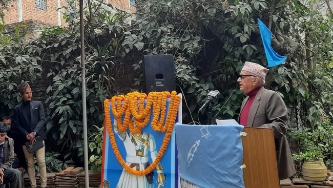 देशलाई सकारात्मक परिवर्तनको दिशामा उन्मुख गराउन युवा विद्यार्थी अग्रसर हुनुपर्छः डा प्रकाशचन्द्र लोहनी