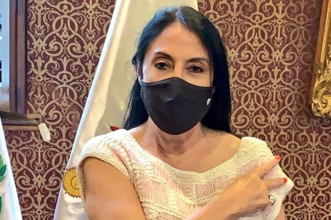 कोभिड भ्याक्सिन लगाएका कारण विदेश मन्त्री राजीनामा दिन बाध्य हुनुपर्‍यो