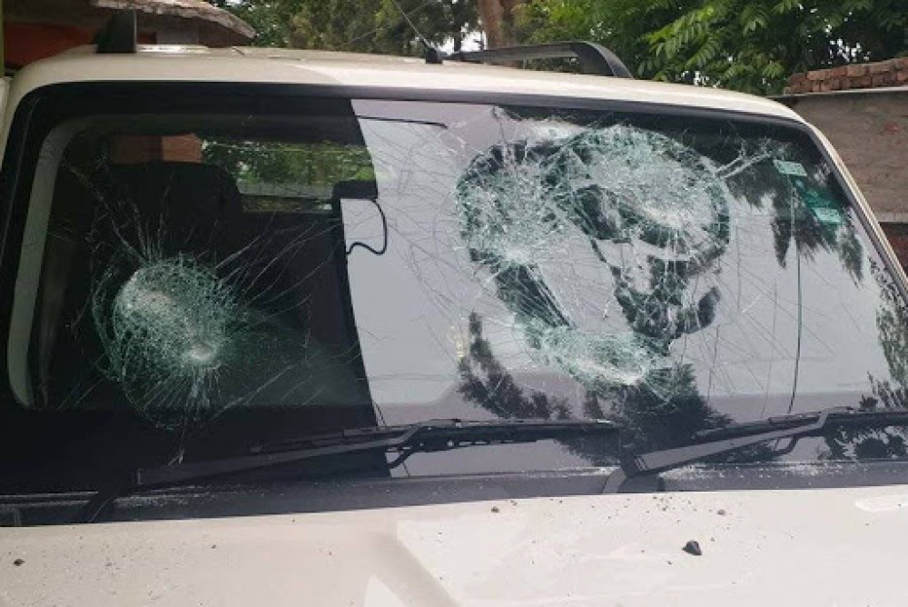 नेकपाका नेताको गाडी तोडफोड, कार्यक्रम नगर्न धम्की