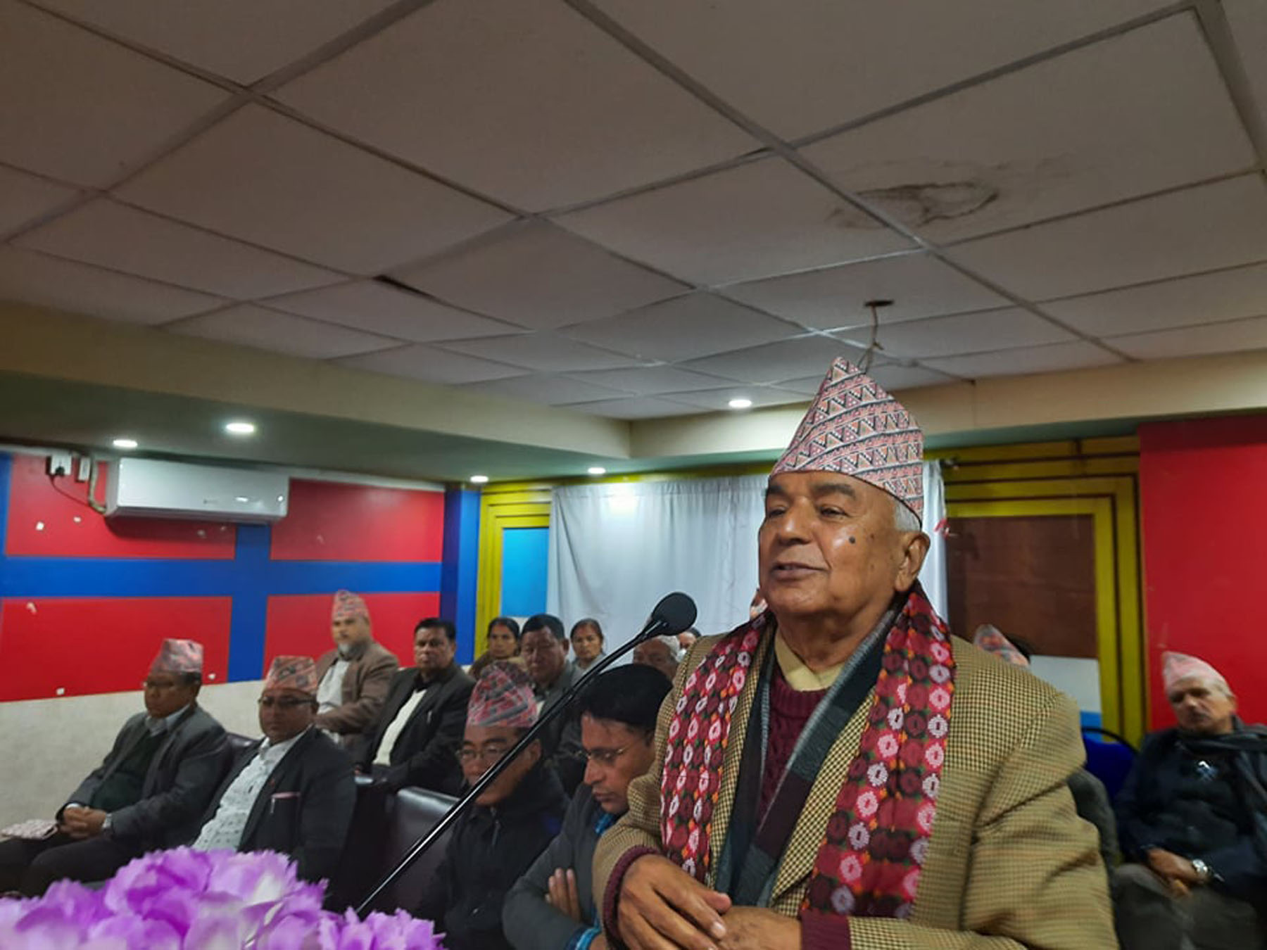 सरकारले जनताले दिएको मतको रक्षा गर्न सकेन : वरिष्ठ नेता पौडेल