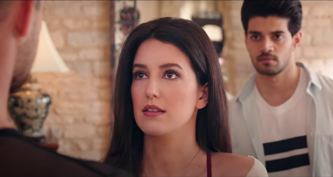 कट्रिना कैफकी बहिनी इसाबेलको बलिउड डेब्यू, फिल्मको ट्रेलर रिलिज