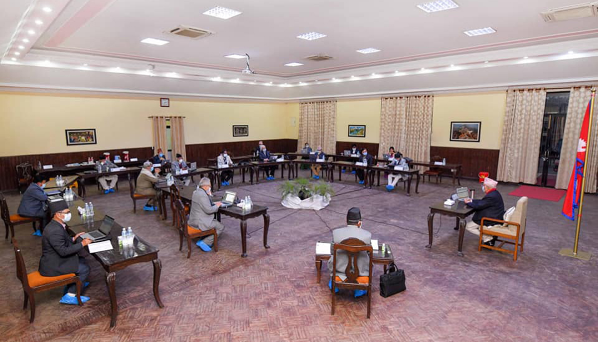 निर्धक्क भएर काम गर्न मन्त्रीहरुलाई प्रधानमन्त्रीको निर्देशन