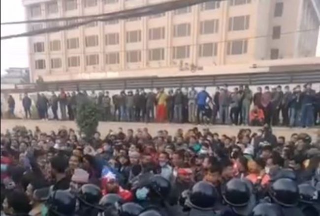 झाँक्रीको रिहाइको माग गर्दै भएको प्रदर्शनमा झडप (भिडियोसहित)
