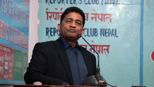 ओली र प्रचण्ड मिलेर चुनावमा जानुहुन्छ, नमिली सुखै छैन्ः रघुवीर महासेठ