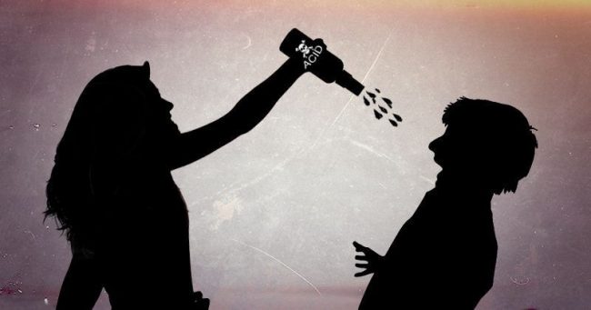 अर्की केटीसँग बिहे गर्न लागेको रिसमा विवाहित प्रेमिकाले एसिड आक्रमण गर्दा प्रेमीको मृत्यु