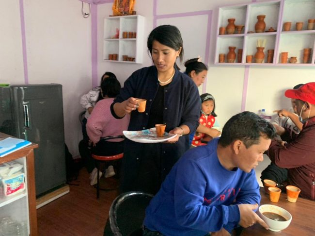 सगरमाथा आरोहण गरेकी शेर्पा भन्छिन्– कुनै पनि काम ठूलो सानो हुँदैन