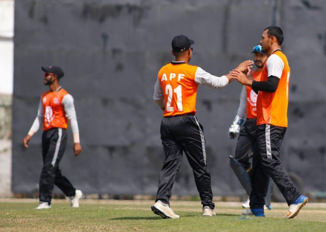 काठमाडौंलाई पराजित गर्दै एपीएफ फाइनलमा