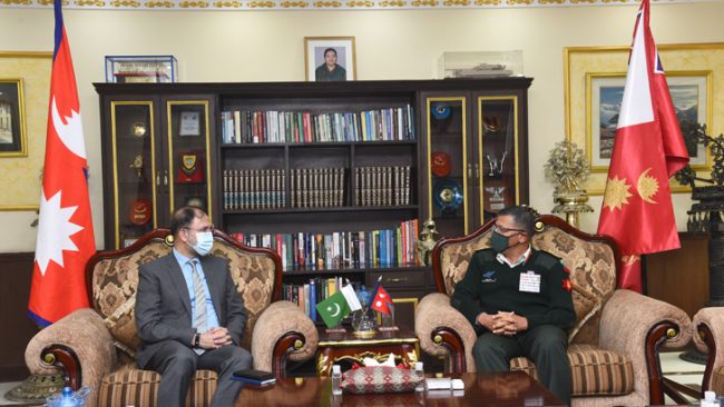 प्रधानसेनापति र पाकिस्तानी राजदूतबीच भेटवार्ता