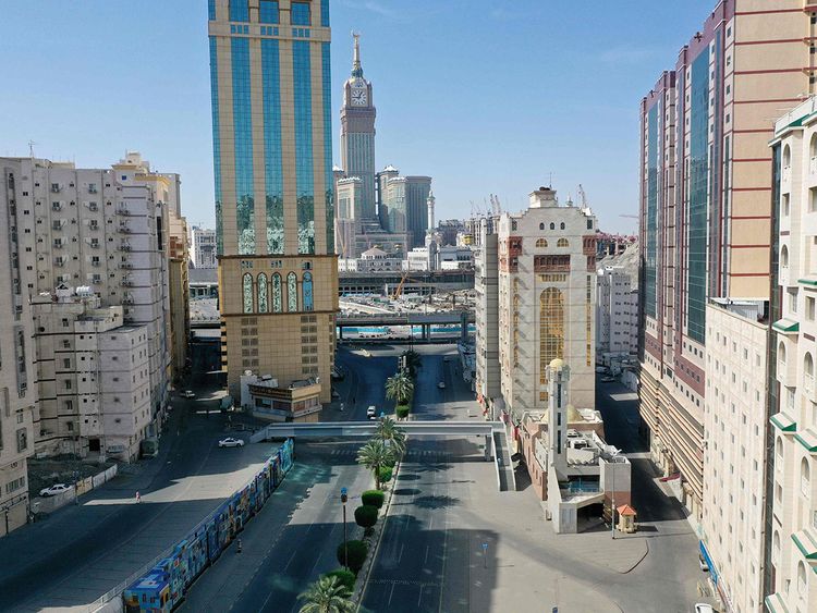 साउदीमा कोरोना खोप लगाएकाले क्वारेन्टिन बस्नु नपर्ने