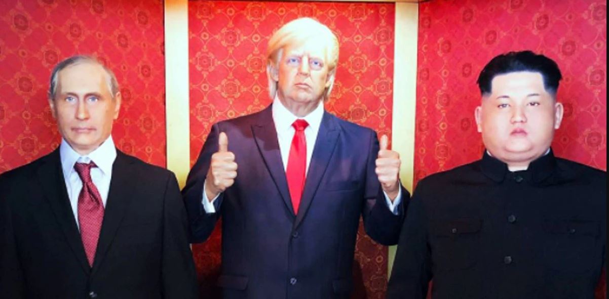 लगातार आक्रमण भएपछि ट्रम्पको मूर्ति संग्रहालयबाट हटाइयो