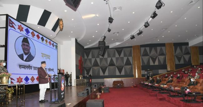 नेपाली सेनाको कर्तव्यबोध भावनाको प्रधानमन्त्रीद्वारा उच्च प्रशंसा