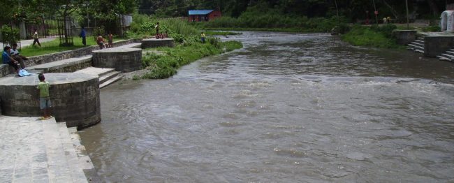 फोहर नउठ्दा वाग्मतीलगायत नदी प्रदूषित बन्ने खतरा
