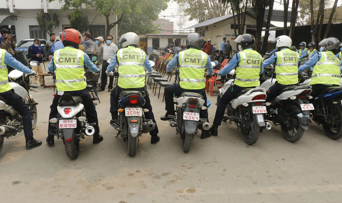 कोरिडोरको सवारी व्यवस्थापन : ट्राफिकले खटायो ‘सिएमटी’