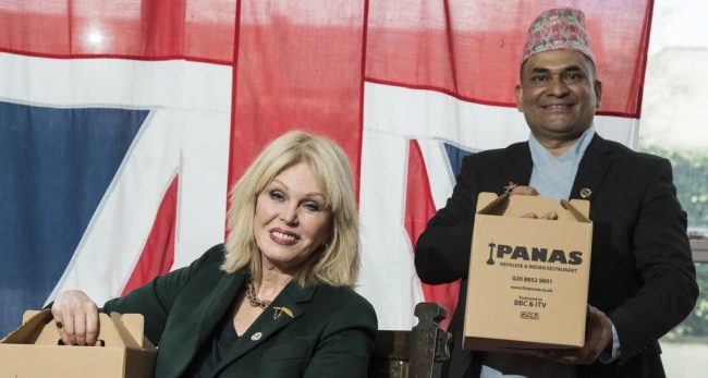 बेलायतमा नेपालीले समाजसेवामा रेकर्ड बनाए, चर्चित हलिउड अभिनेत्री साथ दिन आइन्