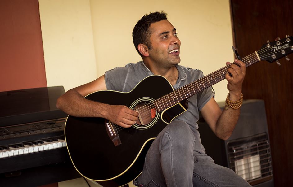 कालीप्रसाद बाँसकोटा किंग्स लाउञ्जमा गुञ्जिने