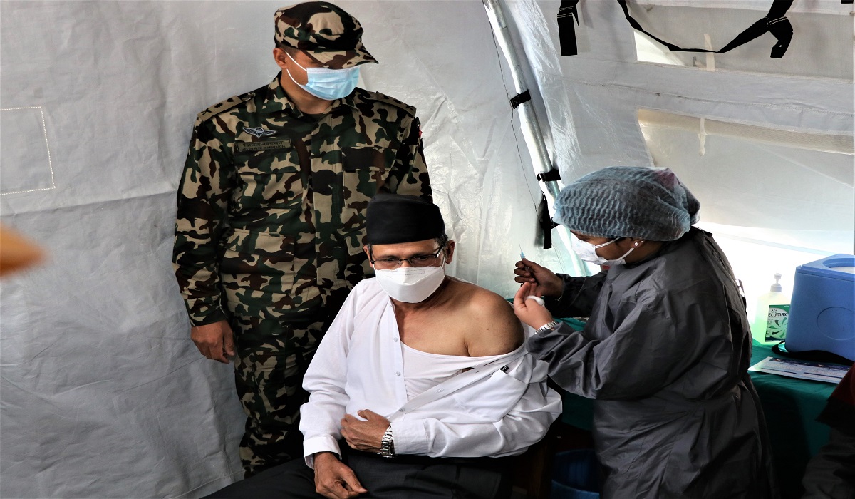 ‘कोभिड–१९ विरुद्धको खोप निर्धक्क भएर लगाउनुस्’