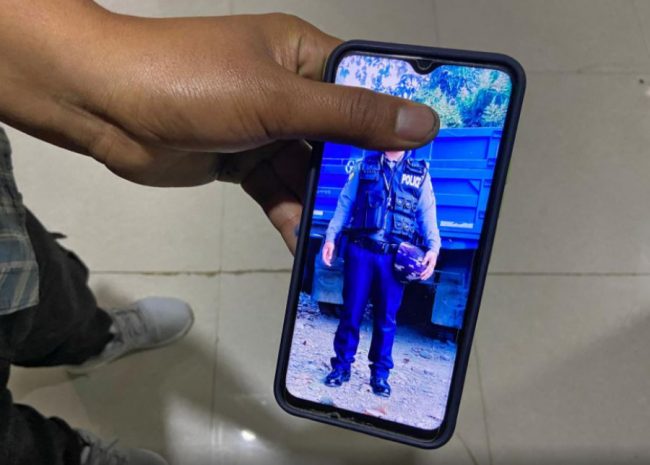 म्यानमारमा सेनाले गोली हान्न आदेश दिँदा प्रहरीले मानेनन्, प्रहरीहरु देश छाडेर भाग्न थाले