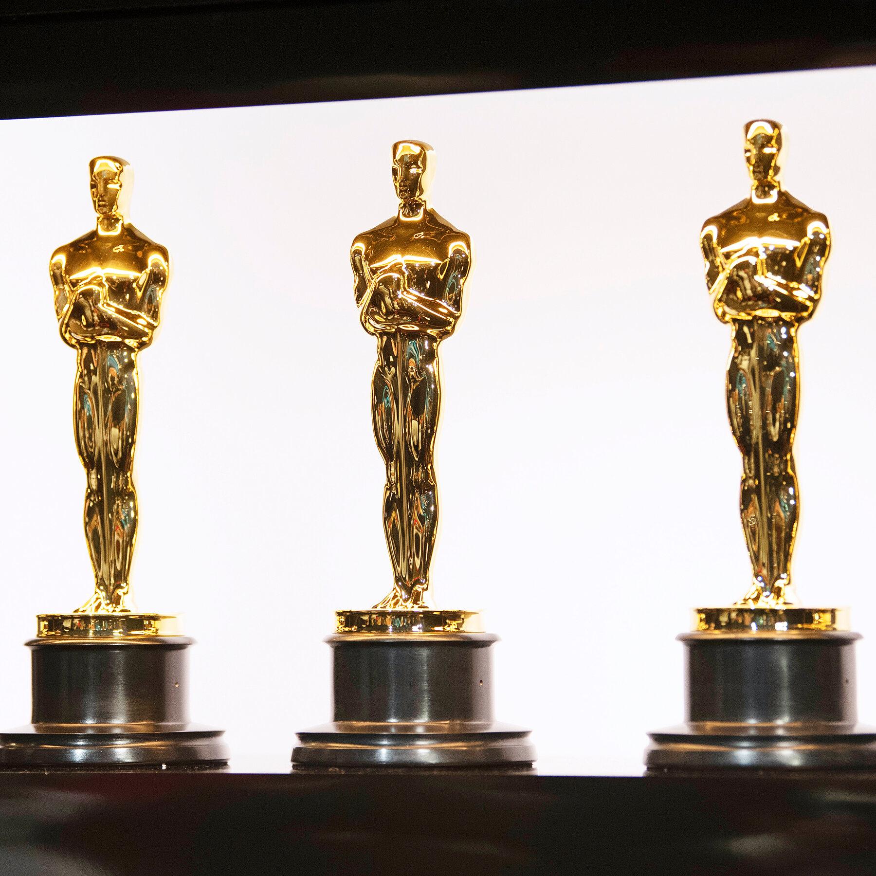 पहिलो अश्वेत महिला निर्देशक क्लोइ झाओ अस्कर पुरस्कार प्राप्त गर्न सफल