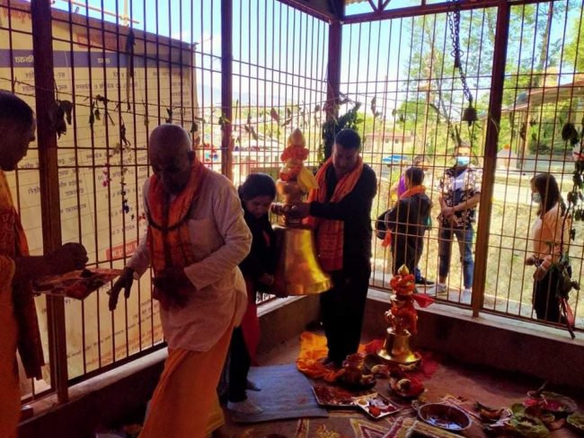 गोकर्णेश्वरस्थित महादेव मन्दिरको गजुर पुनःप्रतिस्थापन