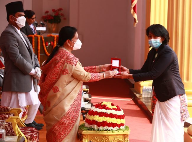 सदस्य–सचिव सिलवाल, थापा र संगिना विभूषित