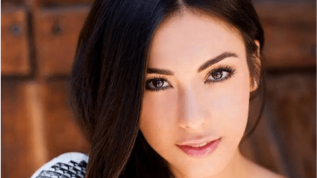 बिस्कुट खानेबित्तिकै गम्भीर बिरामी परेकी मोडलले ३ अर्ब ५५ करोड रुपैयाँ पाउने