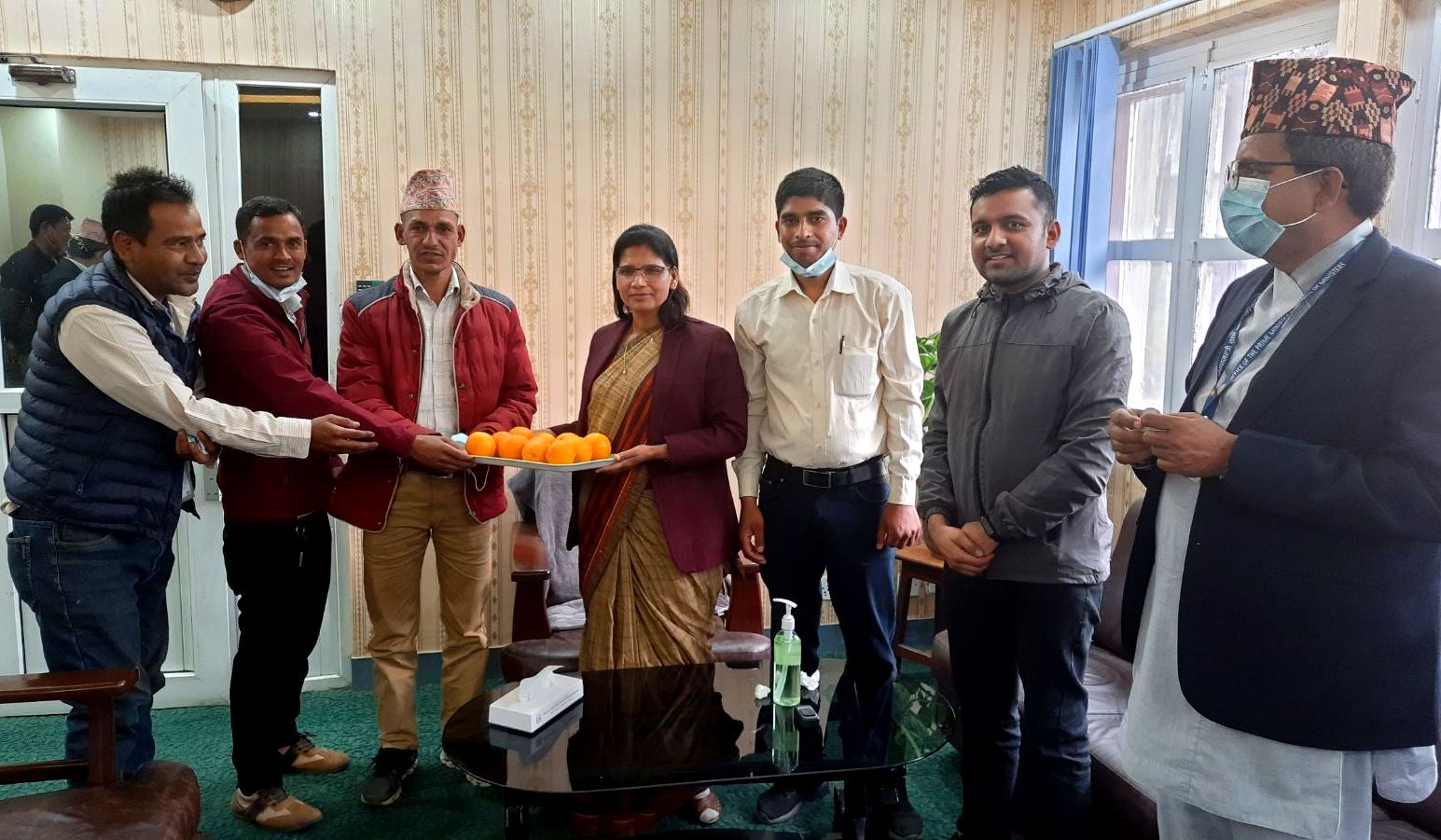 डडेलधुराको जुनार बजार खोज्दै काठमाडौंमा