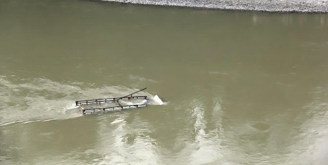 त्रिशूलीमा खस्दा दुई मजदुर बेपत्ता, तीनको उद्धार