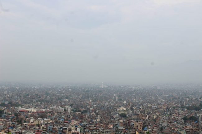 स्वयम्भूनाथबाट देखिएको काठमाडौं (फोटोफिचर)