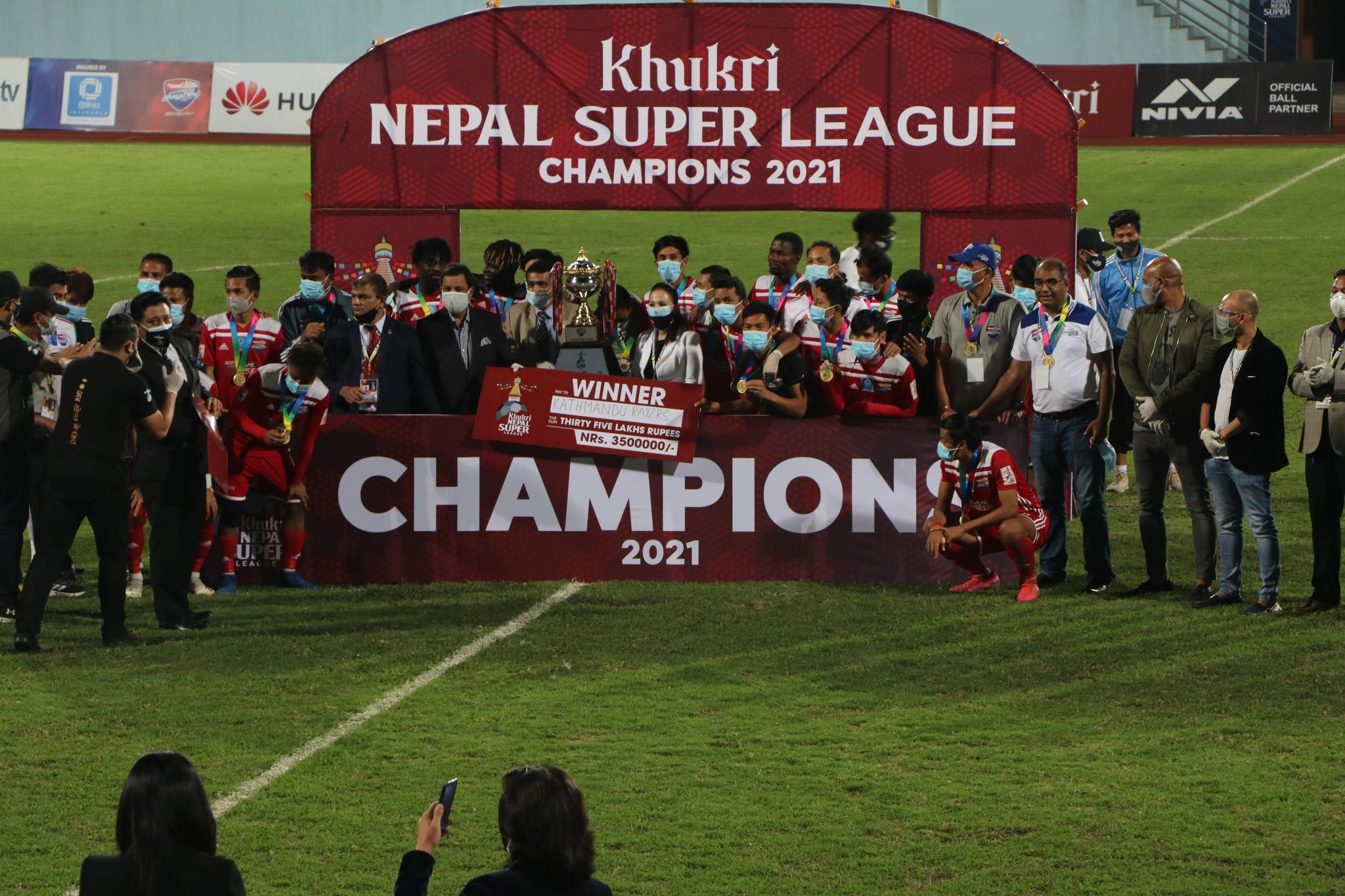 धनगढीलाई पाखा लगाउँदै काठमाडौंले उचाल्यो एनएसएल फुटबललको उपाधि