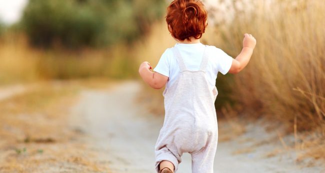 पिताले २ वर्षका छोरालाई २९ लाखमा बेचिदिए, त्यही पैसा लिएर गर्लफ्रेण्डसँग घुम्न गए