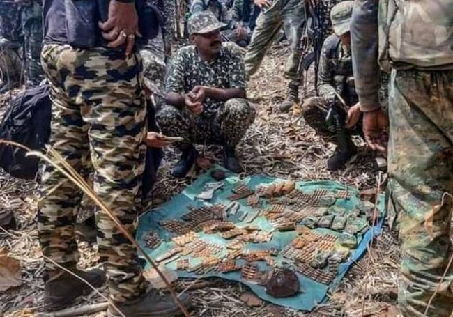 महाराष्ट्रमा प्रहरीसँगको भिडन्तमा १३ माओवादी विद्रोहीको मृत्यु