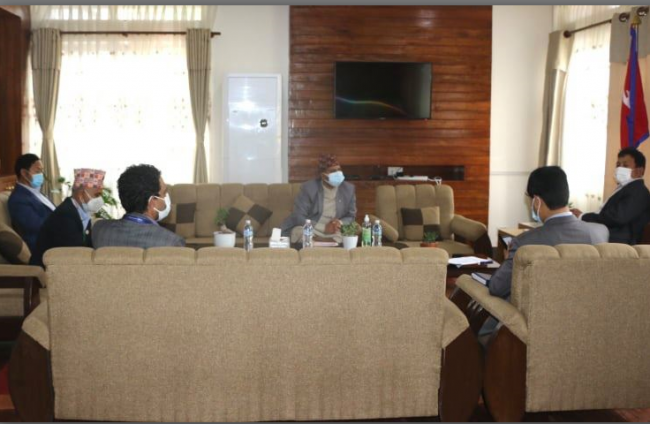 संकट व्यवस्थापन गर्ने खालको जनचेतनामूलक कार्यक्रम चलाउन मन्त्री गुरुङको आग्रह