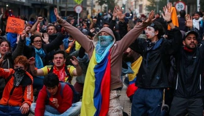 प्रदर्शनका क्रममा कोलम्बियामा ३१ जनाको मृत्यु