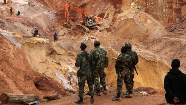 गिनीको सुन खानीमा खसेको पहिरोका कारण १५ जनाको मृत्यु