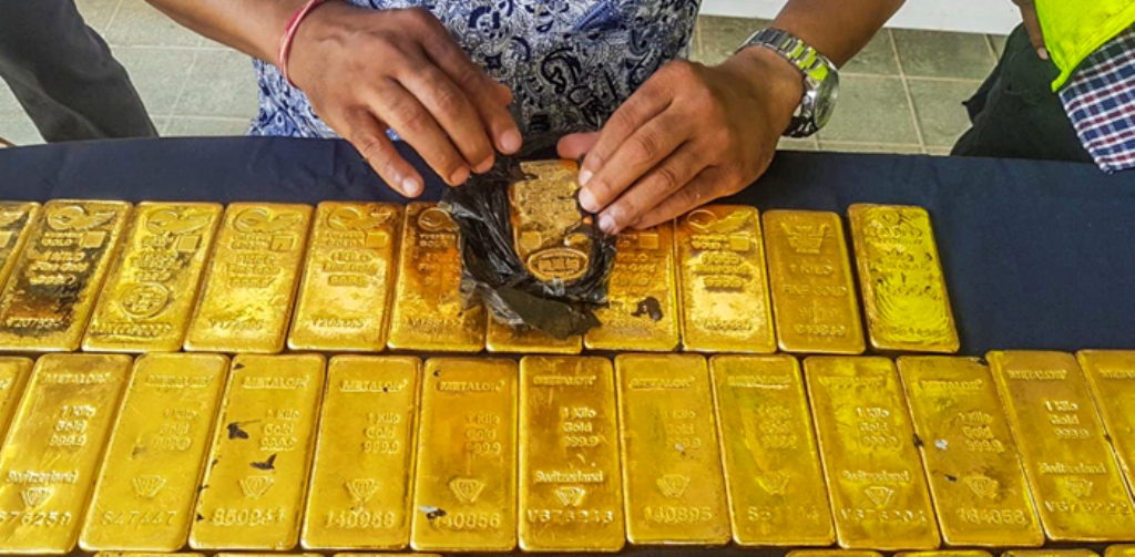 कोरोना संक्रमणको महामारीमा पनि विमानस्थलबाट सुन तस्करी