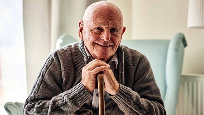 मानिस बढीमा कति वर्षसम्म बाँच्न सक्छन् ? वैज्ञानिकले गरे खुलासा