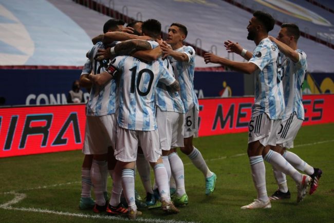 उरुग्वेविरुद्ध अर्जेन्टिनाको अग्रता