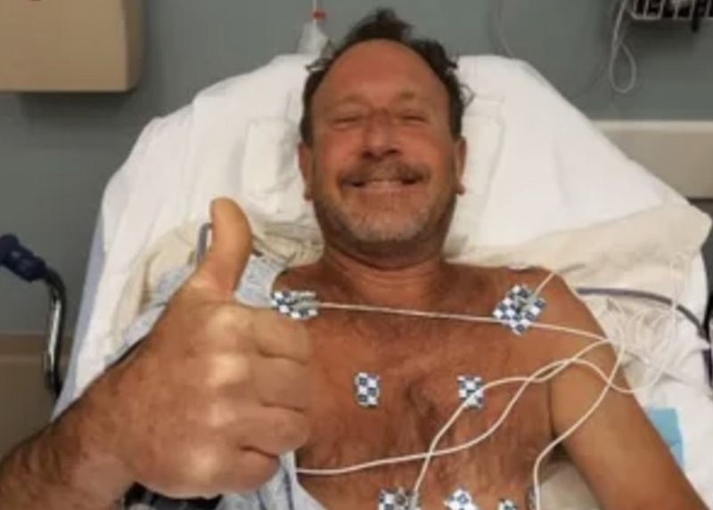 ह्वेलले निलेर फेरि ओकलिदिएका एक अमेरिकीको अद्भुत कथा