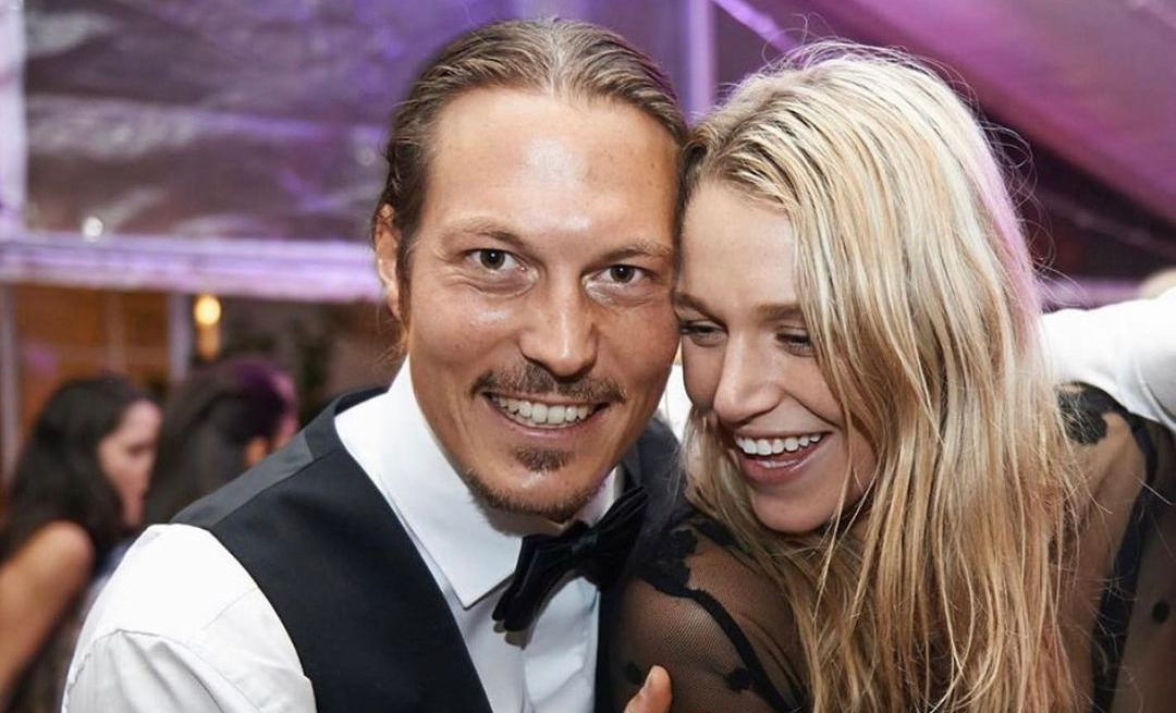 विश्व स्नोबोर्ड च्याम्पियन एलेक्सको मृत्युको एक वर्षपछि प्रेमिका उनकै बच्चासहित गर्भवती