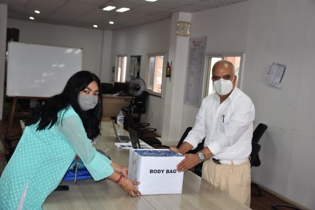 शव व्यवस्थापन झोला हस्तान्तरण