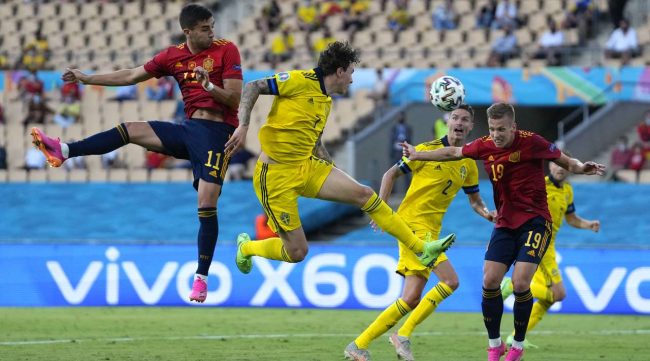 युरोकप फुटबलः स्पेन र स्विडेनको गोलरहित बराबरी