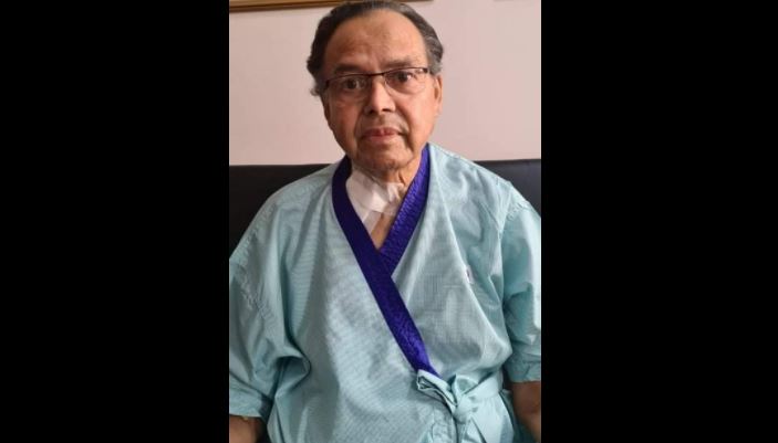 पूर्वप्रधानमन्त्री खनालको स्वास्थ्यमा सुधार, अक्सिजन सपोर्ट हटाइयो