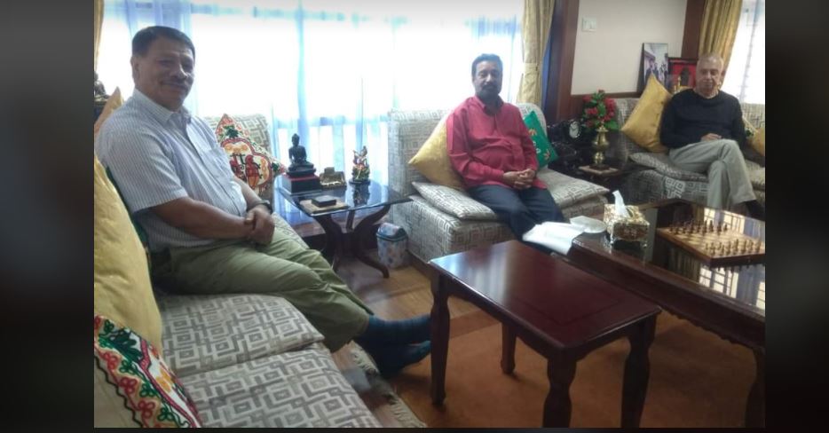 निधि निवासमा निधि, कोइराला र सिंहबीच ‘लन्च मिटिङ’