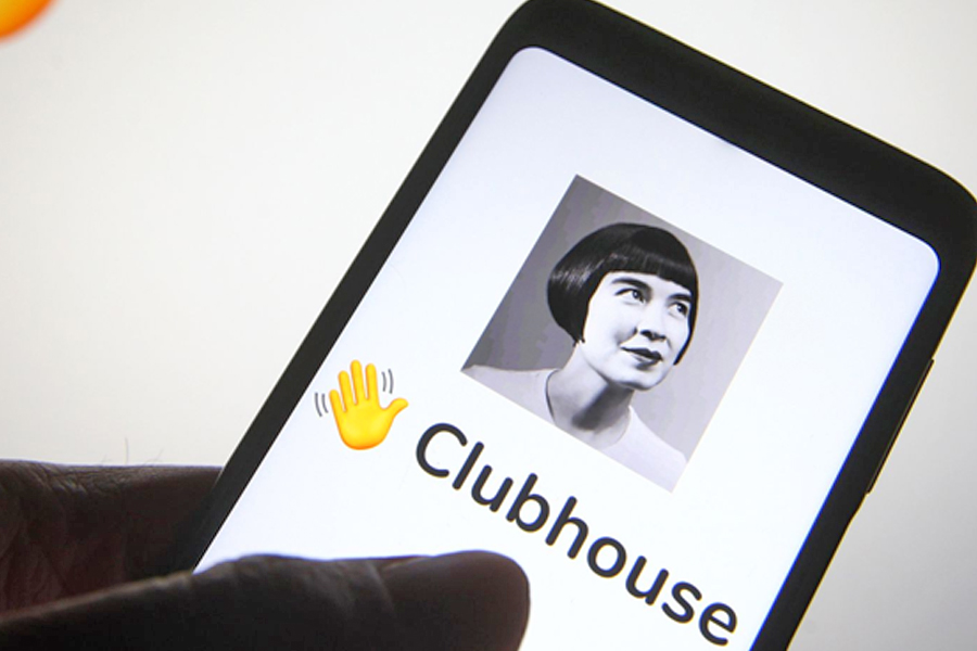 क्लब हाउसमा प्रहरी अधिकृतको फोटो दुरूपयोग गरेपछि…