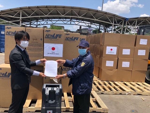 जापानले दिएको स्वास्थ्य सामाग्री काठमाडौं आइपुग्यो