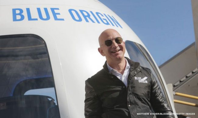 जेफ बेजोस आफ्ना भाइसँग अन्तरिक्षको यात्रामा जाने