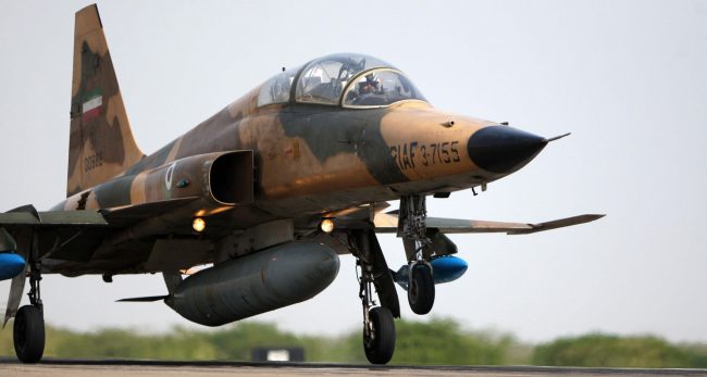 लडाकु विमान उडाउन खोज्दा दुवै पाइलट सिटबाट उछिट्टिए, ह्याङ्गरमा ठोक्किएर दुवैको मृत्यु